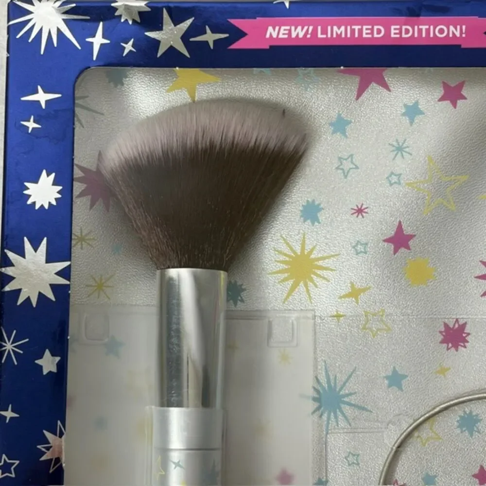 IT Brushes for ULTA x Alex and Ani Cosmic Connection gift set